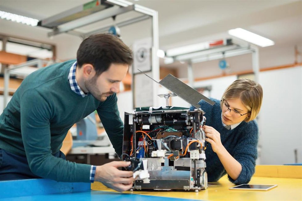 Ciencia lanza la convocatoria de ayudas Doctorados Industriales 2024 con una dotación de 8 millones de euros