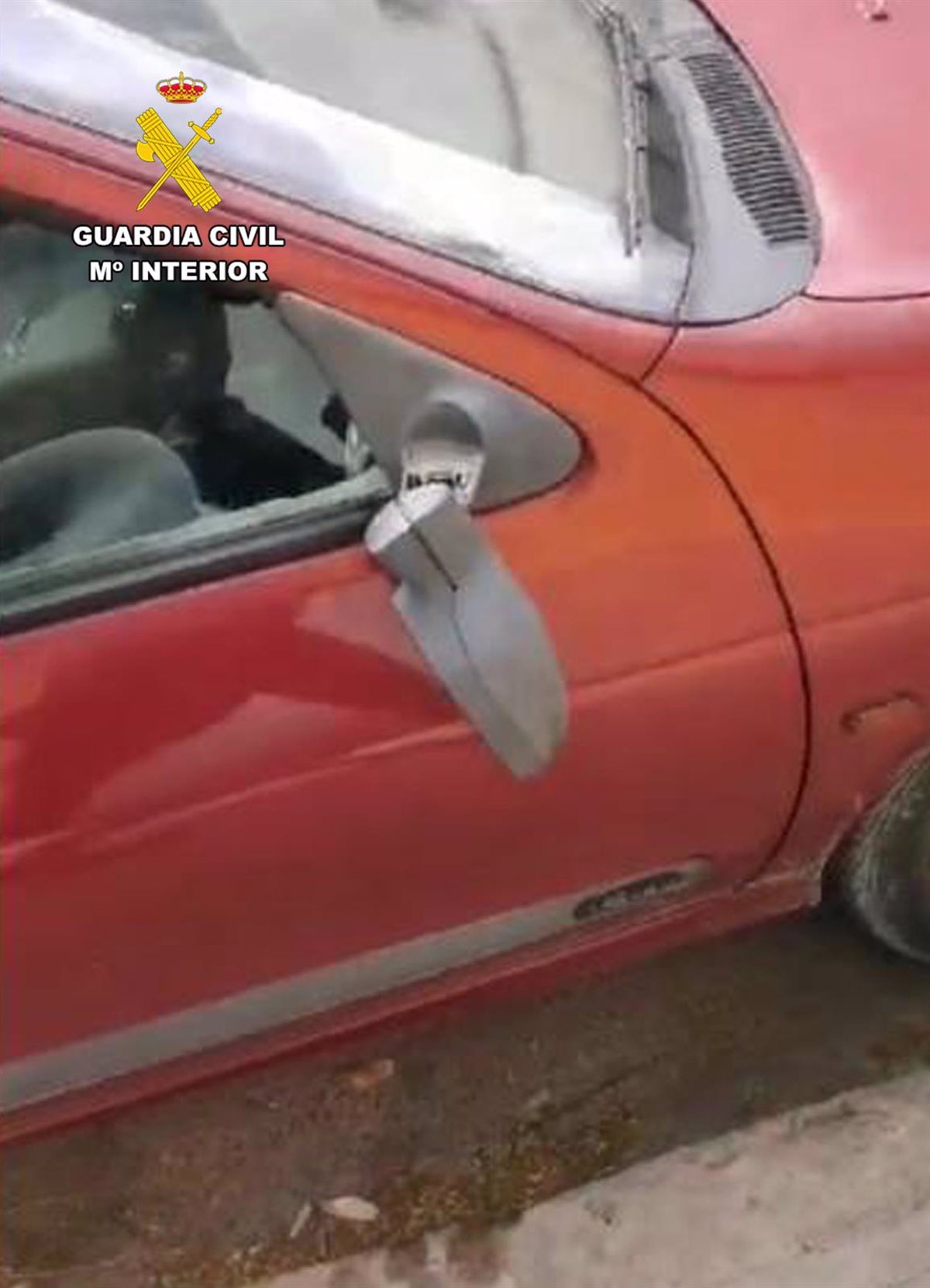La Guardia Civil investiga a un menor en Cieza (Murcia) por romper retrovisores de vehículos