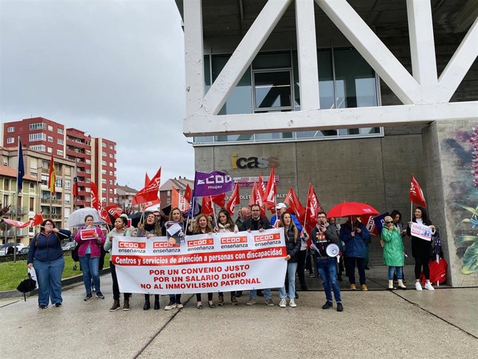 El sector de la discapacidad sale a la calle para exigir el desbloqueo de la negociación del convenio