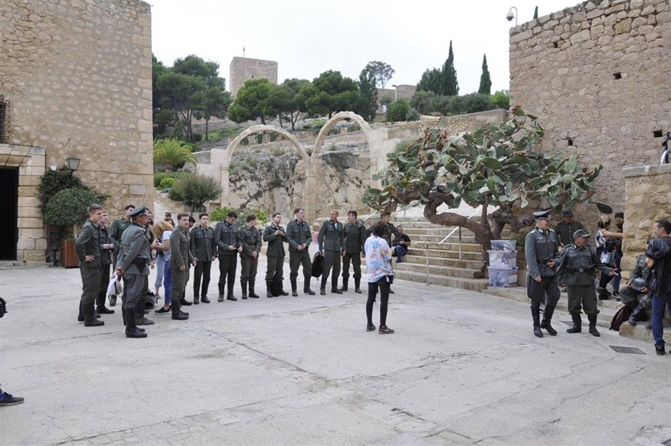 Archivo - Imagen del rodaje de la serie 'Dime quién soy' en 2019 en el Castillo de Santa Bárbara.