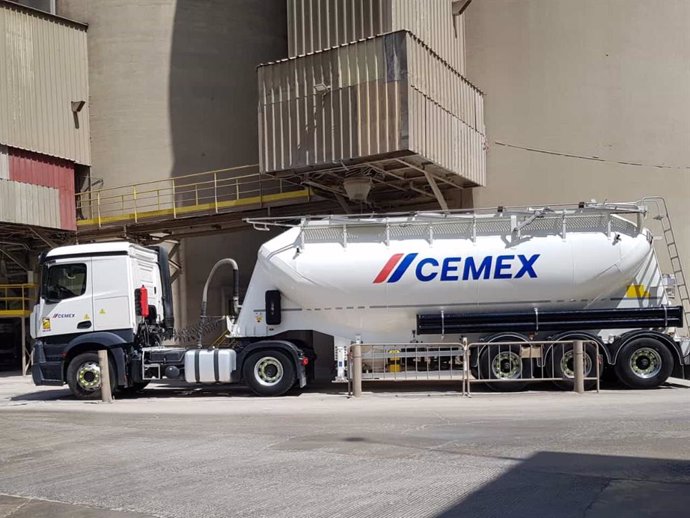 Cisterna cemento Cemex