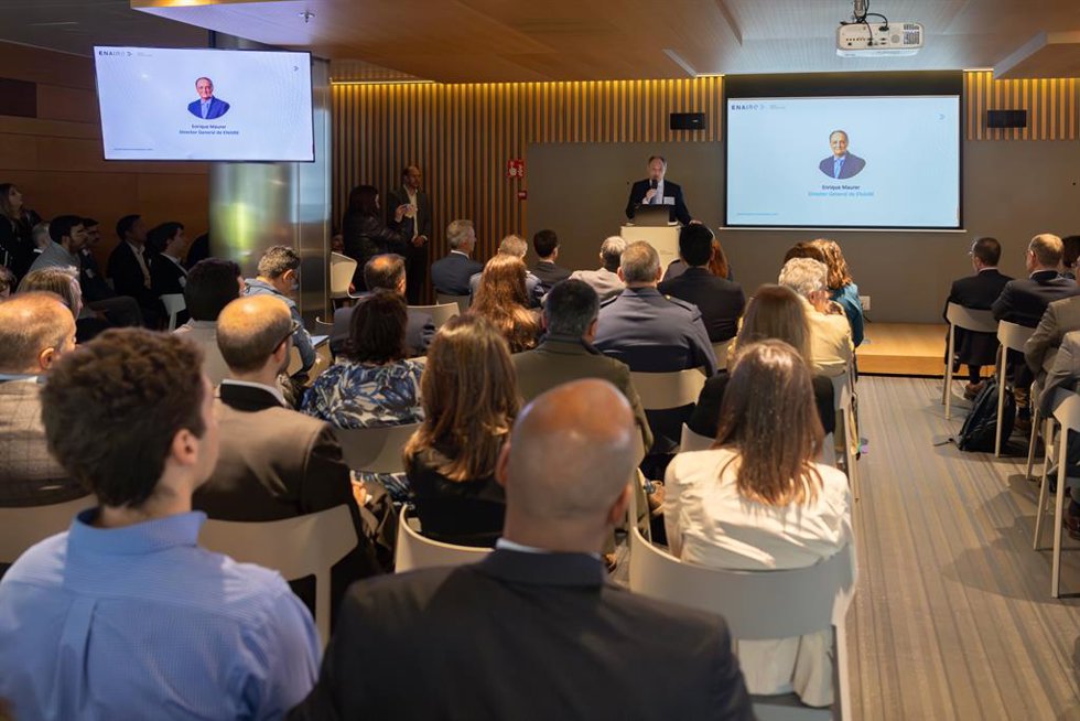 Enaire presenta sus concursos de ideas de negocio, retos tecnológicos y 'startup'.