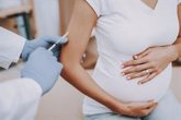 Foto: La vacunación de gripe y Covid-19 durante el embarazo: un reto para los especialistas