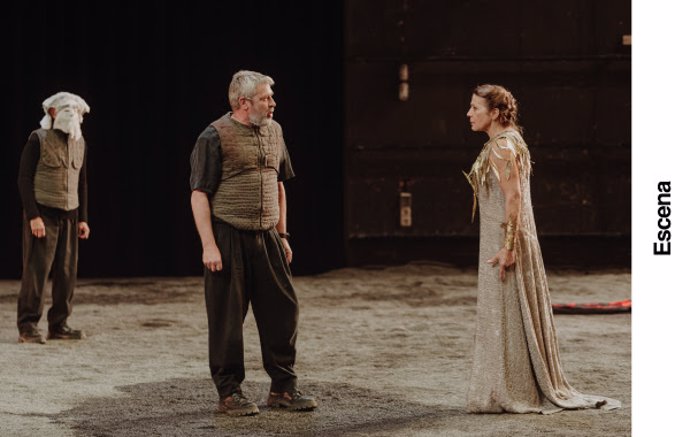 Pere Arquillué y Emma Vilarasau protagonizan 'Ifigènia' en el Teatre Lliure de Barcelona
