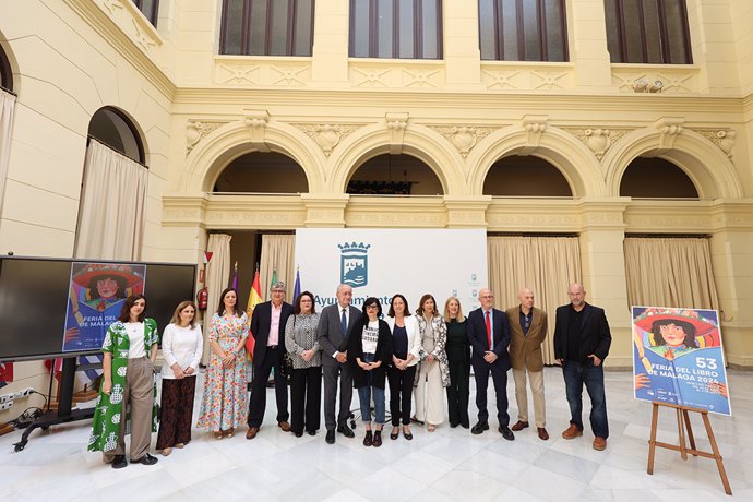 Presentación de la 53 edición de la Feria del Libro de Málaga, que se celebtsa del 26 de abril al 5 de mayo.