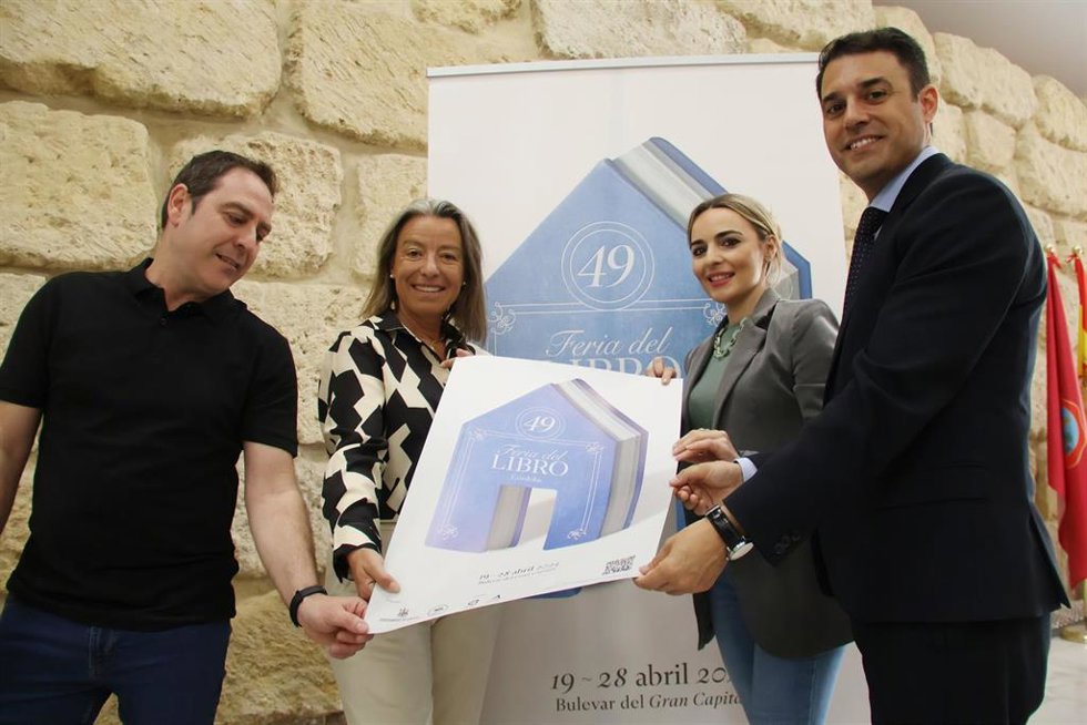 Presentación de la 49 edición de la Feria del Libro de Córdoba, que comienza el viernes 19 de abril y se desarrolla hasta el domingo 28 de abril.
