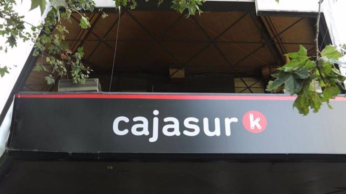 Imagen corporativa de Cajasur en su sede central en Córdoba.