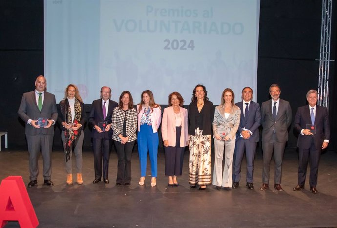 Acto de entrega de los Premios Voluntariado 2024 de Fundación Integra, que, en esta edición, han galardonado el trabajo de Banco Santander, Iberdrola España, Logista, Capgemini España, Garrigues, KPMG España y Serveo.