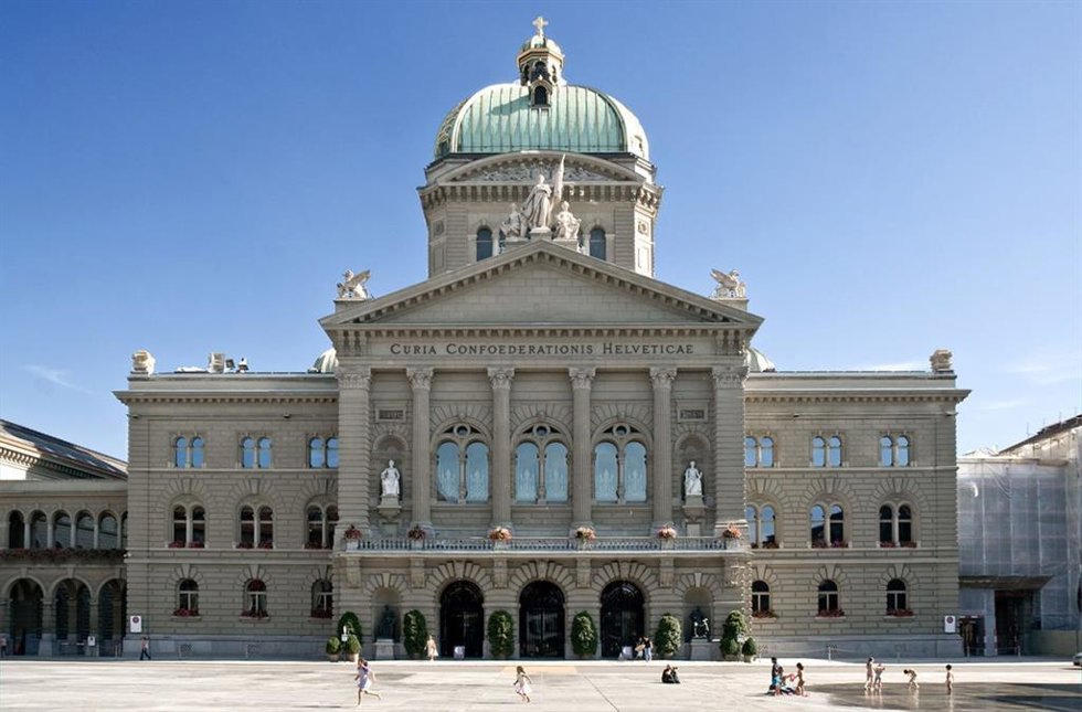 Archivo - Imagen de archivo del Parlamento de Suiza.