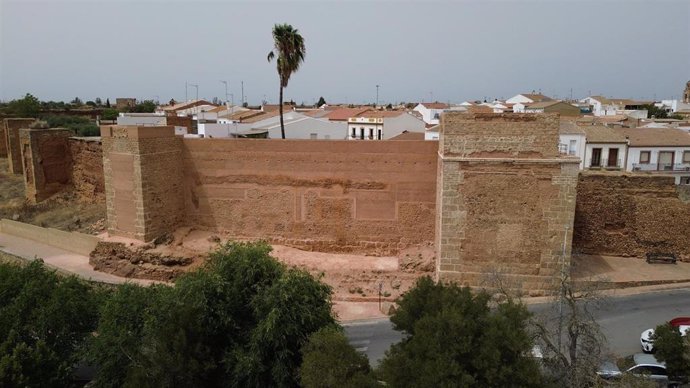 Muralla del Castillo de Niebla (Huelva).