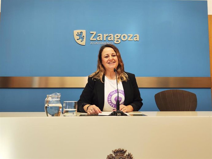 Archivo - La portavoz de ZeC en el Ayuntamiento de Zaragoza, Elena Tomás,