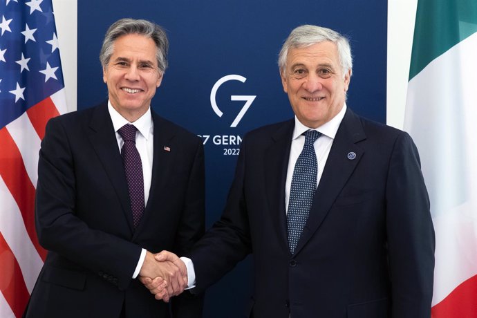 Archivo - Imagen de archivo del secretario de Estado de EEUU, Antony Blinken (izquierda), y su homólogo italiano, Antonio Tajani (derecha)