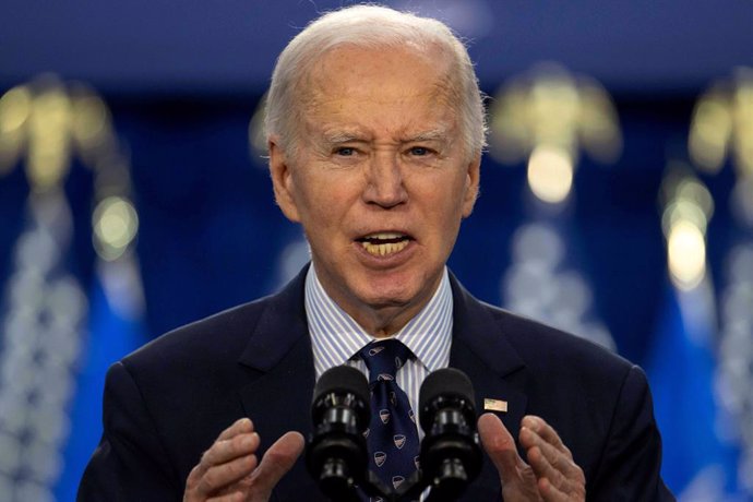 08 April 2024, US, Madison: US President Joe Biden announces a new plan on federal student debt relief during remarks at the Madison Area Technical College.