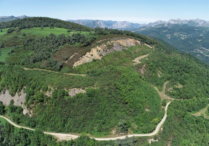 El Principado recupera el espacio de la antigua mina Coto Quirós, en la Reserva de la Biosfera de Las Ubiñas-La Mesa.