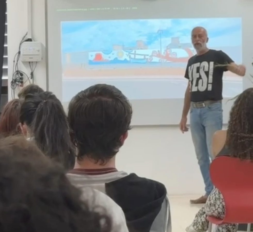 Uno de los talleres realizados en la Escuela de Arte de Ibiza por la firma del convenio.