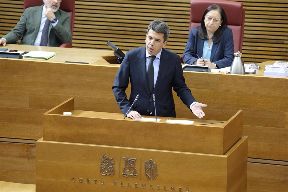 El 'president' Mazón en la sesión de control en Les Corts