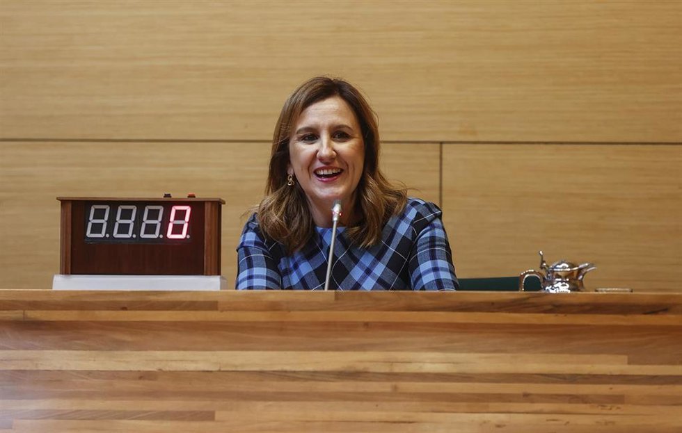 La alcaldesa de Valncia, María José Catalá, durante un pleno del ayuntamiento de la ciudad.