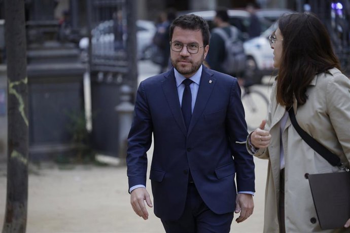 El presidente de la Generalitat, Pere Aragons a su llegada al acto de celebración del 40 aniversario del Síndic de Greuges de Catalunya