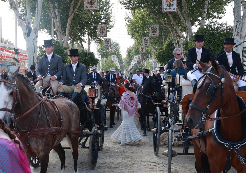 Imagen del ambiente que se vive en el Real de la Feria.