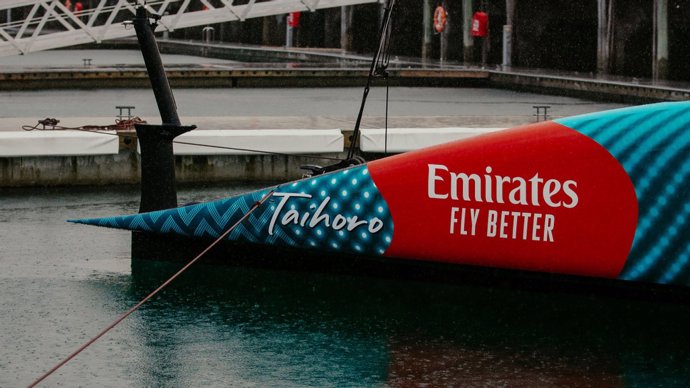 El 'Taihoro' del Emirates Team New Zealand qie defenderá la America's Cup en Barcelona