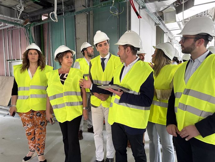 Visita a las obras del centro de salud de Alcalá la Real.