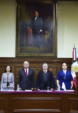 Archivo - 11 December 2019, Mexico, Mexico City: Mexican President Andres Manuel Lopez Obrador (2nd-L) attends the first report of the President of the Supreme Court of Justice of the Nation Arturo Zaldivar Lelo de Larrea. 