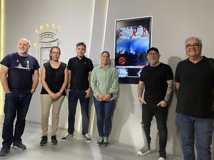 Presentación de 'ComboRock' en el Ayuntamiento de Huelva.