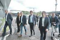 Feijóo pide dejar fuera de las instituciones a Bildu hasta que diferencie "entre los que matan y los que mueren"