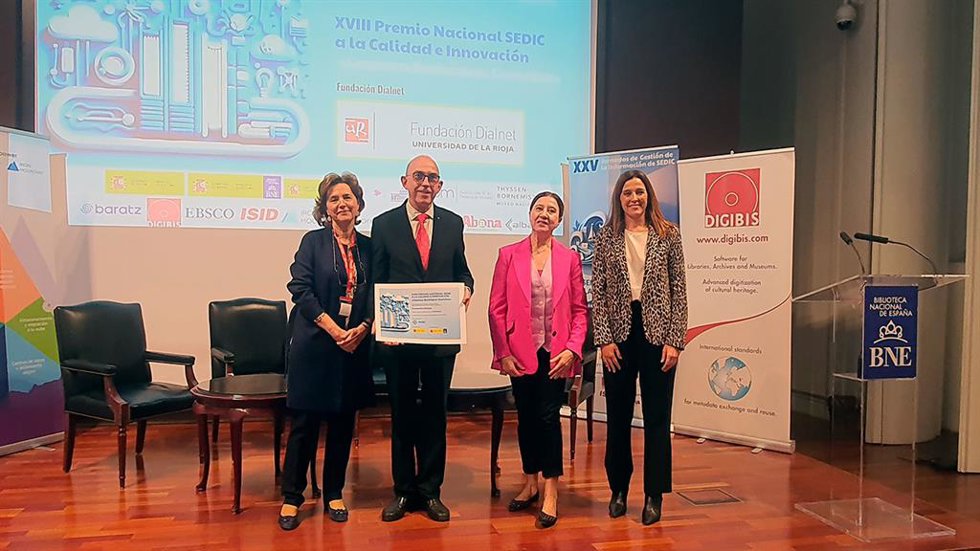 Fundación Dialnet recibe el Premio Nacional SEDIC a la Calidad e Innovación