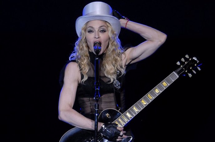 Archivo - Madonna pospone su gira tras ser ingresada en la UCI por una infección