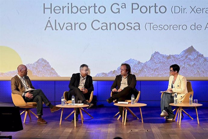 Archivo - El director del Instituto Galego da Vivenda e Solo, Heriberto García, participa en el V Congreso Inmobiliario de Galicia