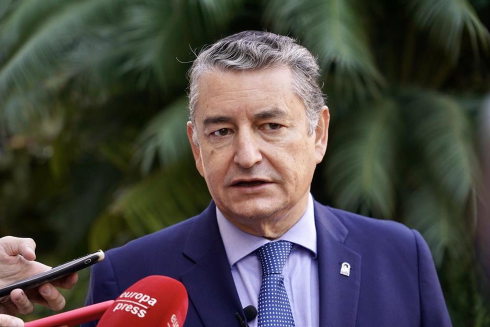 Archivo - El consejero de la Presidencia y vicesecretario de Coordinación Institucional del PP-A, Antonio Sanz, en una imagen de archivo. 