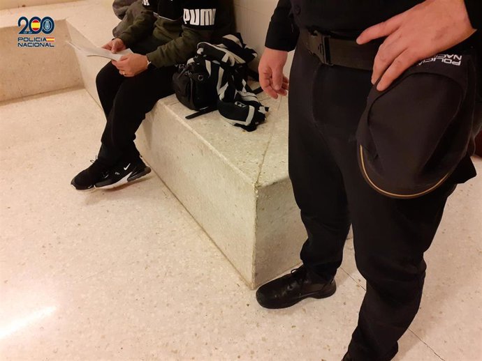 Archivo - Uno de los detenidos por explotación laboral en la hostelería