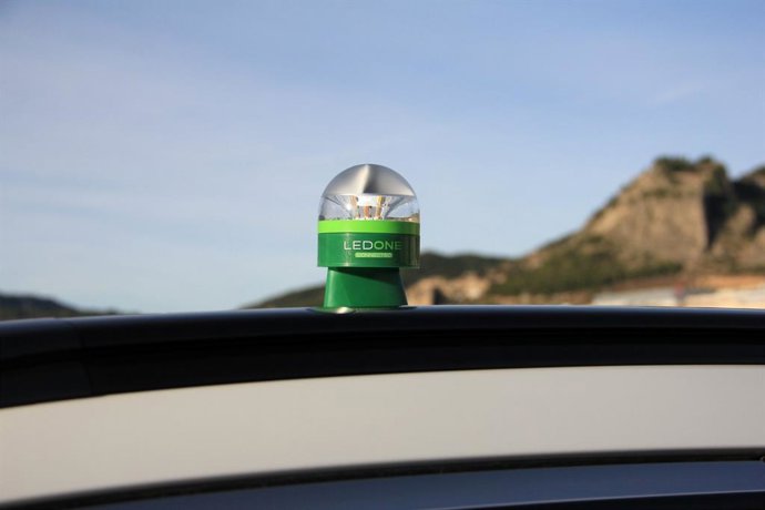 LED ONE Connected de Erum Vial.