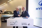 Foto: Fundación Ibercaja y Hyundai firman un convenio para que el fabricante de vehículos pase a ser socio de Mobility City