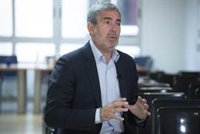 Clavijo ve el 20A como una "oportunidad" para "cambiar las cosas" en Canarias y espera que transcurra con normalidad