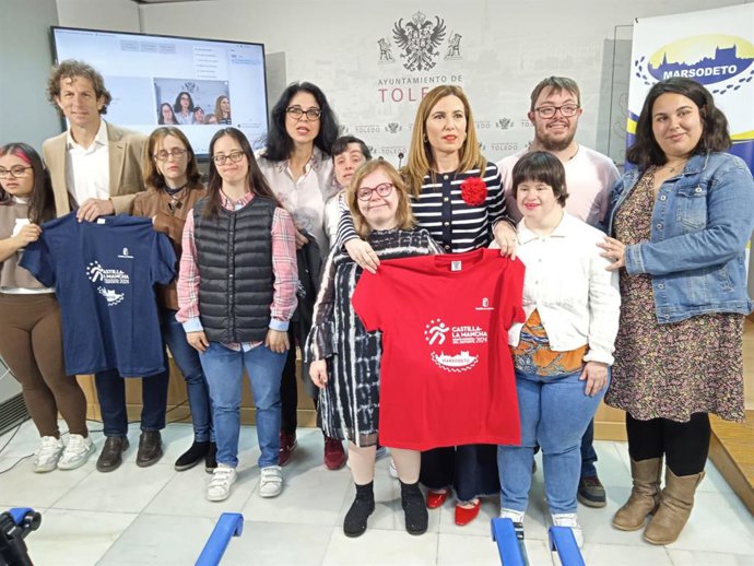 Presentación de la XXXVIII Marcha Solidaria de Marsodeto que se celebra en Toledo.