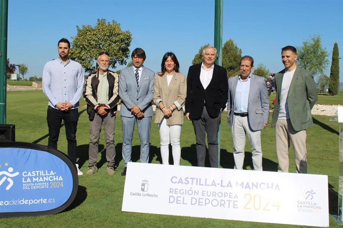 Foto de familia de la presentación del Campeonato de Profesionales PGA en Ciudad Real.