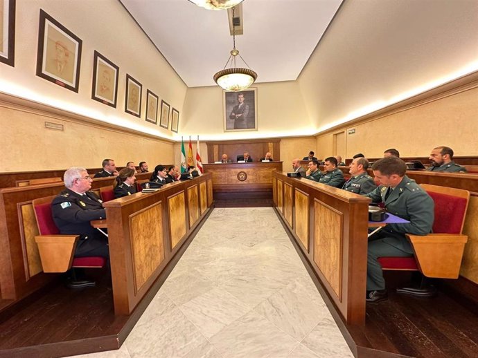 Reunión de la Junta Local de Seguridad con motivo de la Romería de la Virgen de la Cabeza.