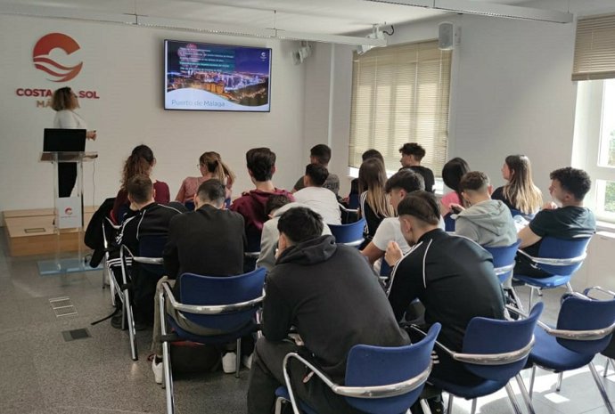 Archivo - Turismo Costa del Sol realiza presentaciones a estudiantes para promocionar su segmento idiomático
