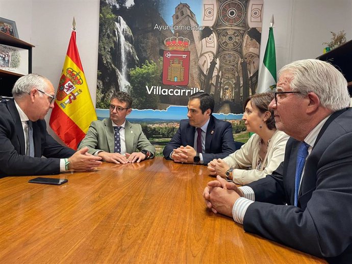 Visita al Ayuntamiento de Villacarrillo.