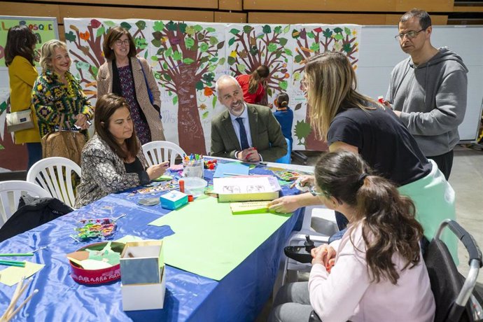 Cerca de 600 escolares participan en una jornada de sensibilización sobre las personas con discapacidad de CERMI