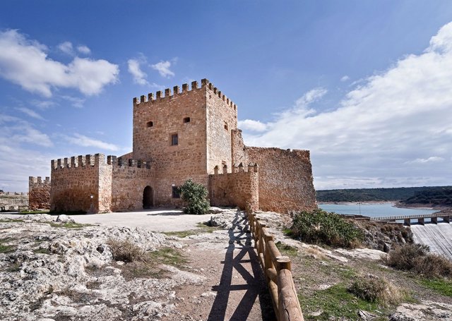 Castillo de Peñaroya