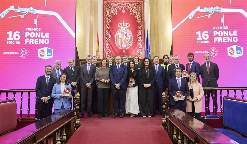 Ceremonia de entrega de la 16 edición de los Premios Ponle Freno en el Senado