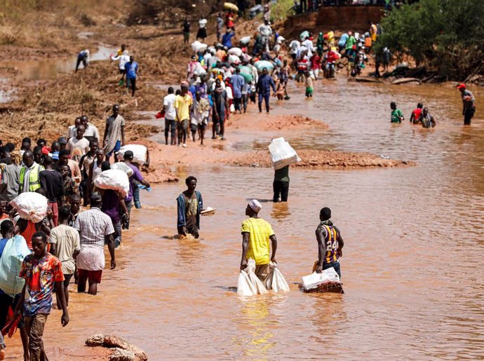 Archivo - Inundaciones en Kenia