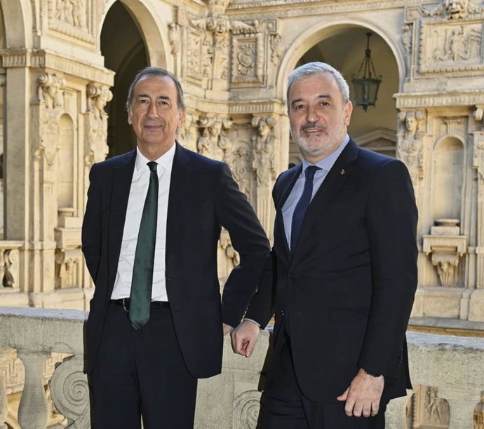 Giuseppe Sala y Jaume Collboni.