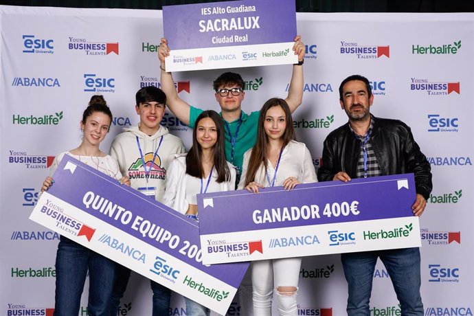 Cuatro jóvenes de Ciudad Real logran el quinto puesto en la competición educativa Young Business Talents.
