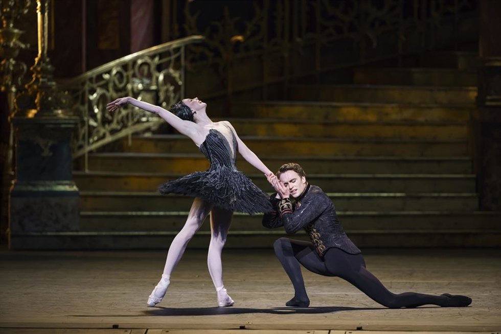 Archivo - SWAN LAKE EVENING PERFORMANCE