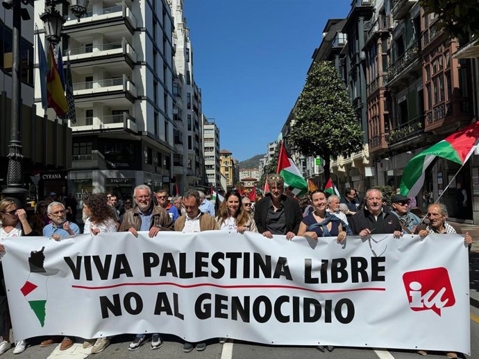 Manifestacióncontra la guerra en Gaza en Oviedo.
