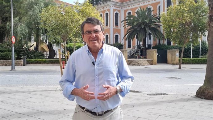 El diputado del grupo parlamentario Vox en el Parlamento de Andalucía y parlamentario por Huelva, Rafael Segovia.